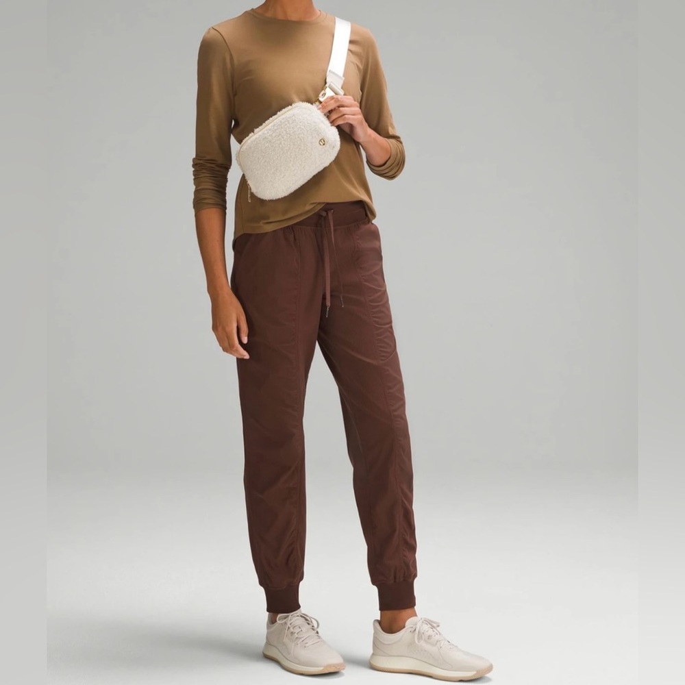 Lululemon White Belt Bag 1L